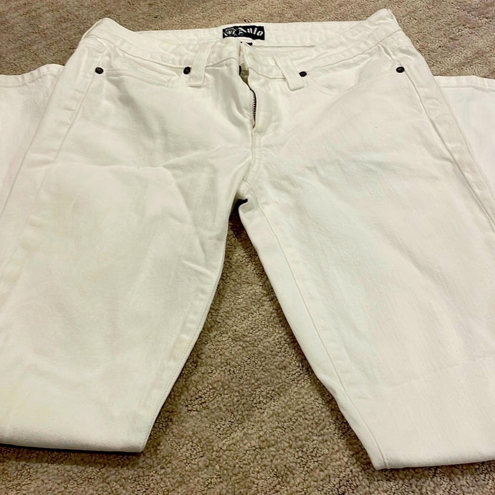 Like new! Worn once. Size 27 Anlo White jeans